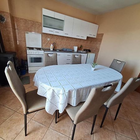 Appartamento Mara Zara Esterno foto