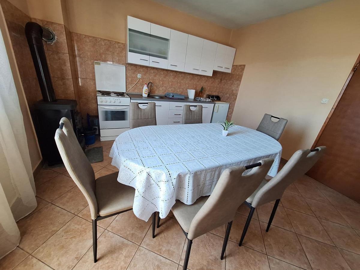 Appartamento Mara Zara Esterno foto